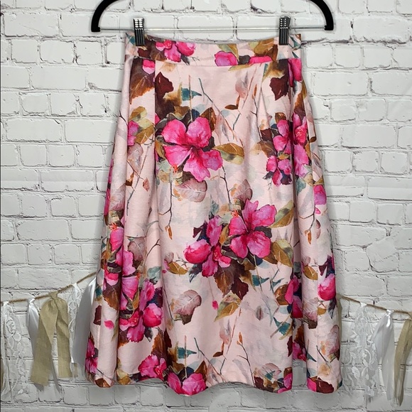 Esley Floral skirt Pink size Small - Picture 3 of 6